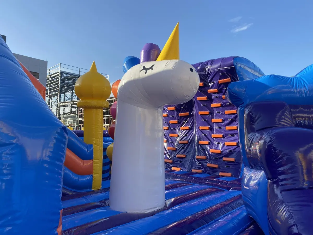 Zr Inflatable Land Park Materials
